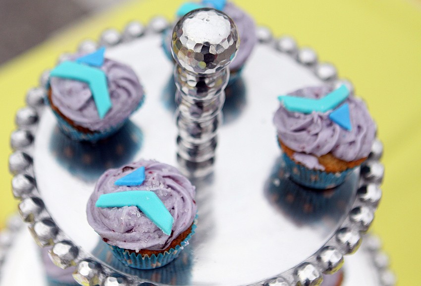 Peanut butter and jelly Y cupcakes by Leigh Growney, of The Short Giraffe.