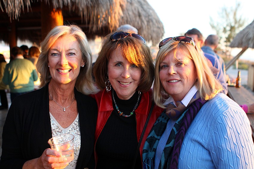 Linda Gillott, Lynn Rosen and Cheryl Viera