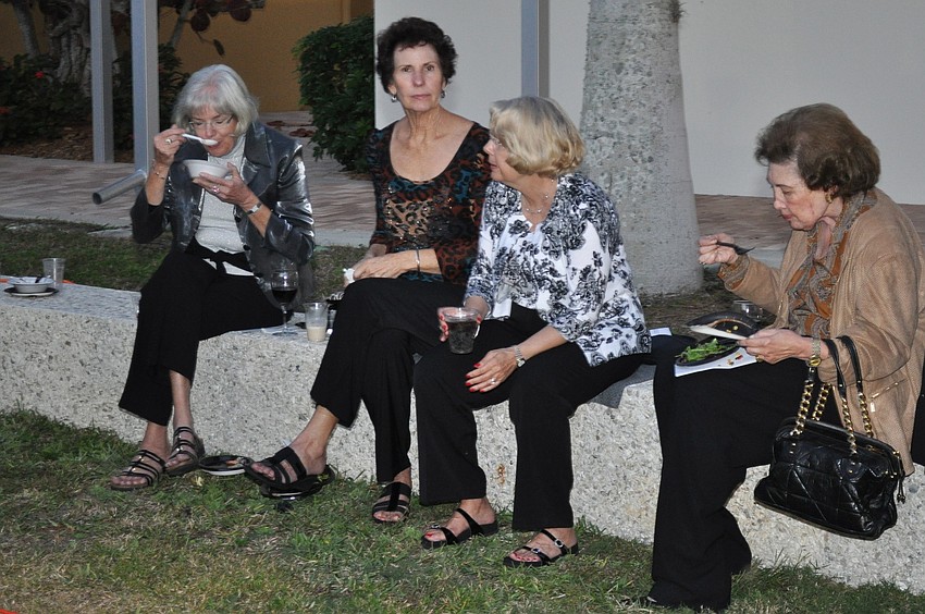 Judy Williams, Helen Owen, Debra McKenna and Natalie Hertz