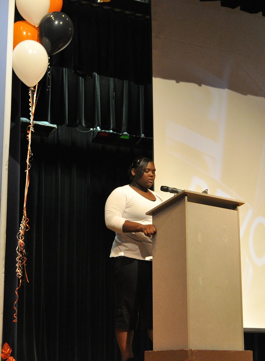 Minâ€™Jennie Rhodes