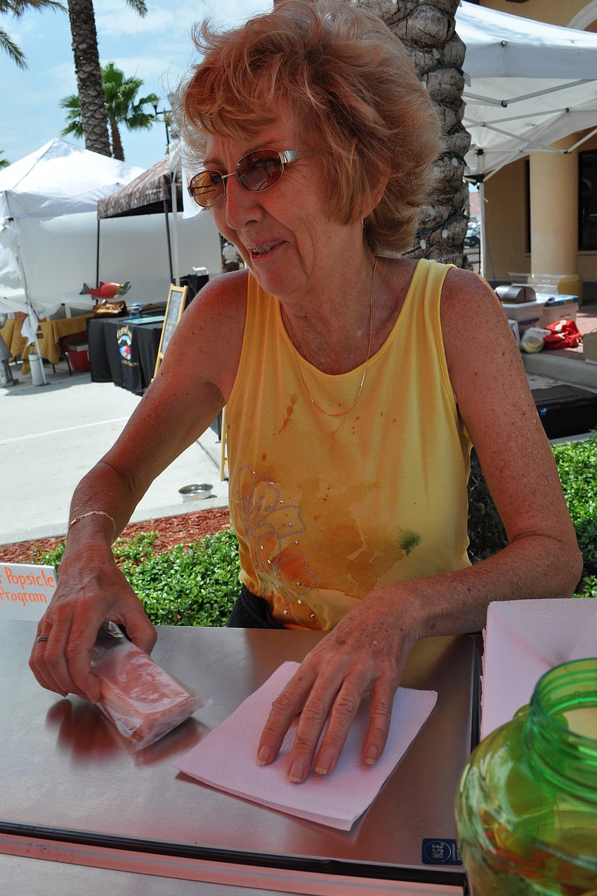 Debbie Amon sold artisan popsicle.