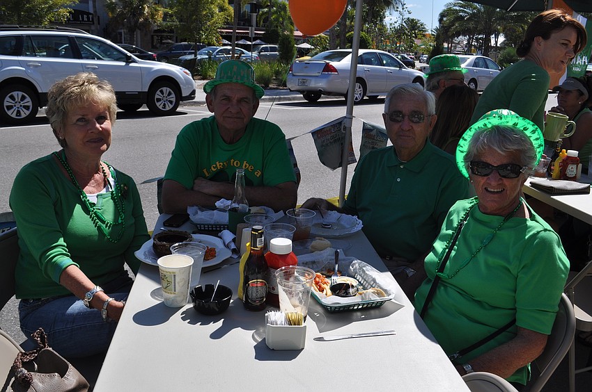 Mona and Lonnie Stalets with Bob and Helen Bilyeu