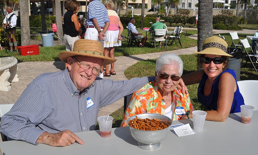 Clayton and Betty Rose with Phyllis Tudi