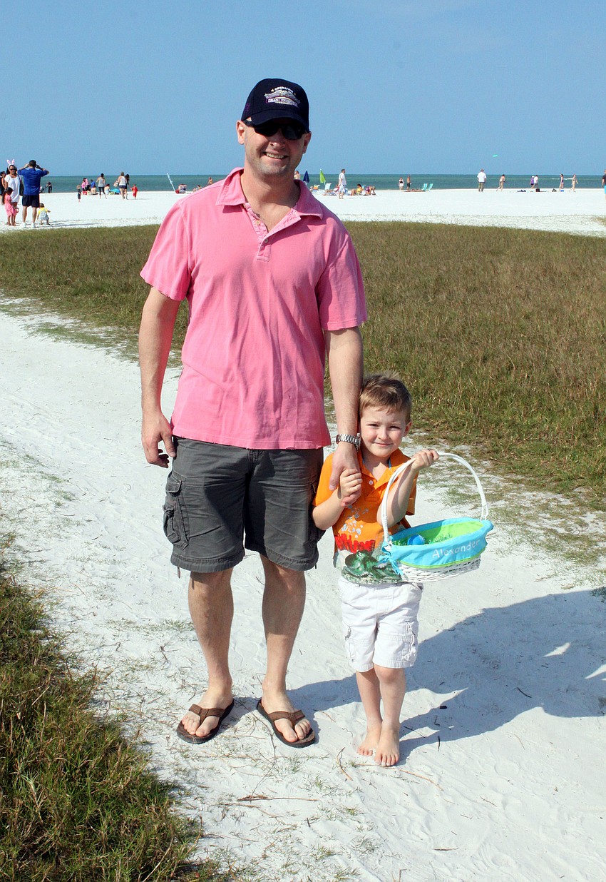 Dave Bohn with his son, Alexander, 4