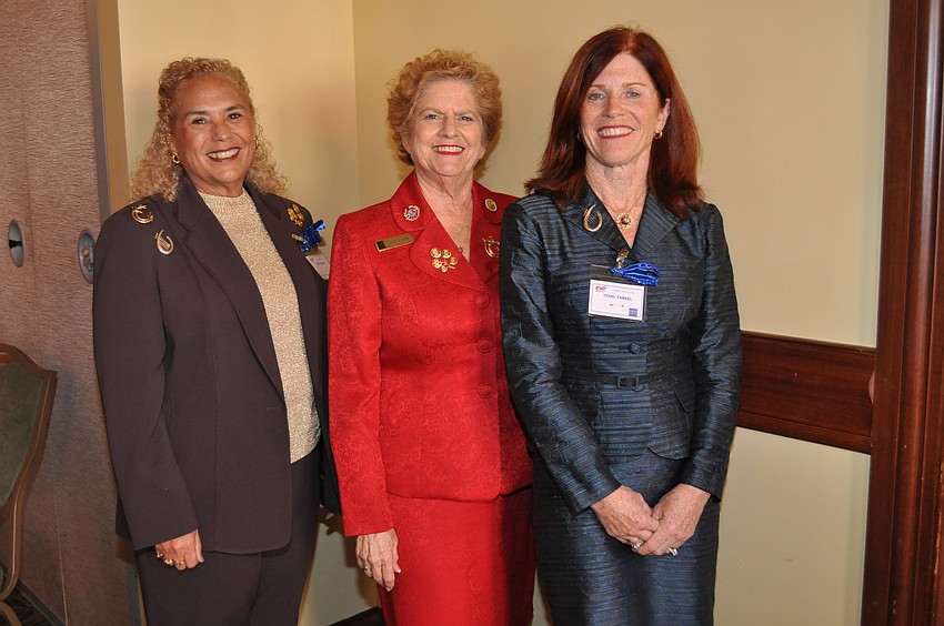 Keynote speaker Roz Rosen, outgoing region President and Jane Strom and incoming region President Terri Tankel
