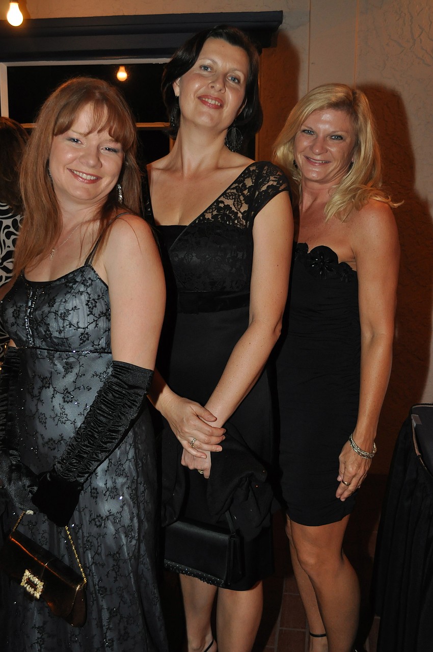 Amanda Tow, Petra Travnicek and Ann Lammers