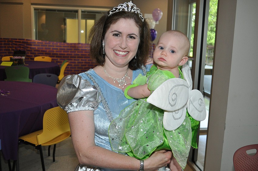Carrie and Kaitlyn Griffin