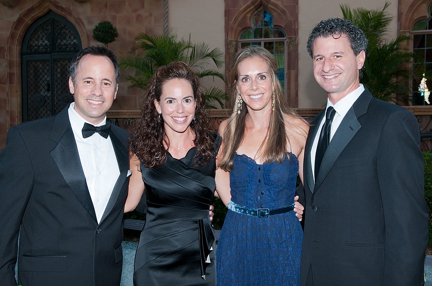 Drs Dean Consiglio and Stephanie Bank with Terri Vitale and Dr. Chris Sforzo