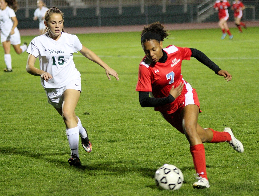 Alauna Neely scored and assisted on both of Seabreeze's goals.