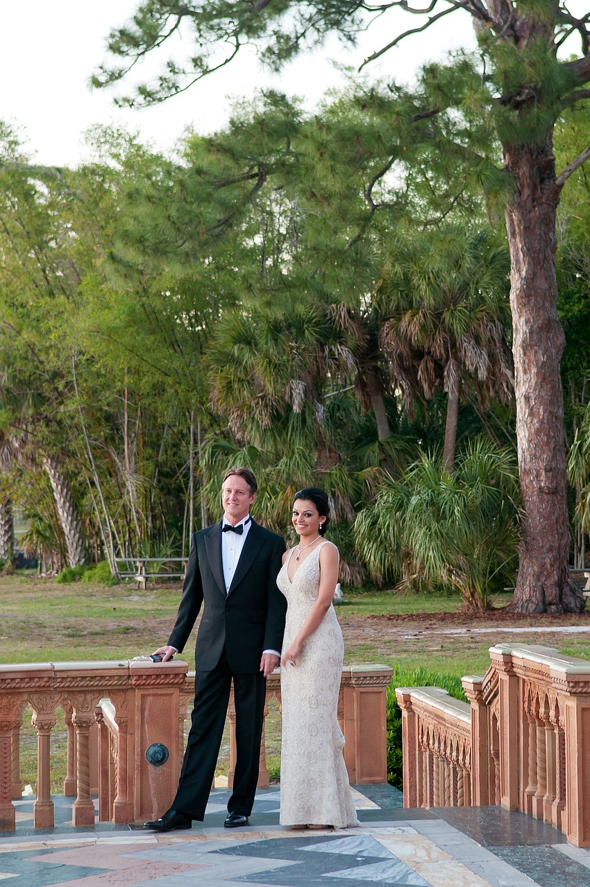 Yara and David  arrive ...