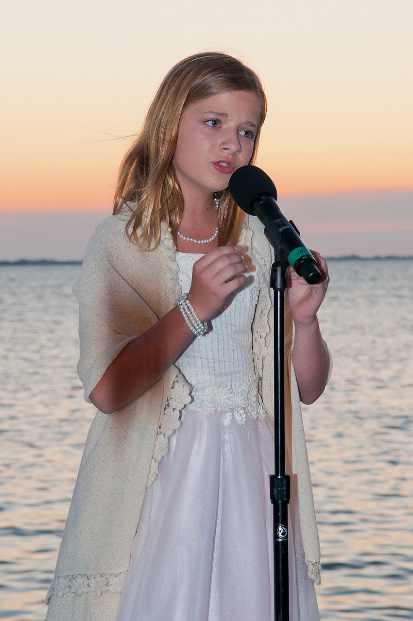 Jackie Evancho sings