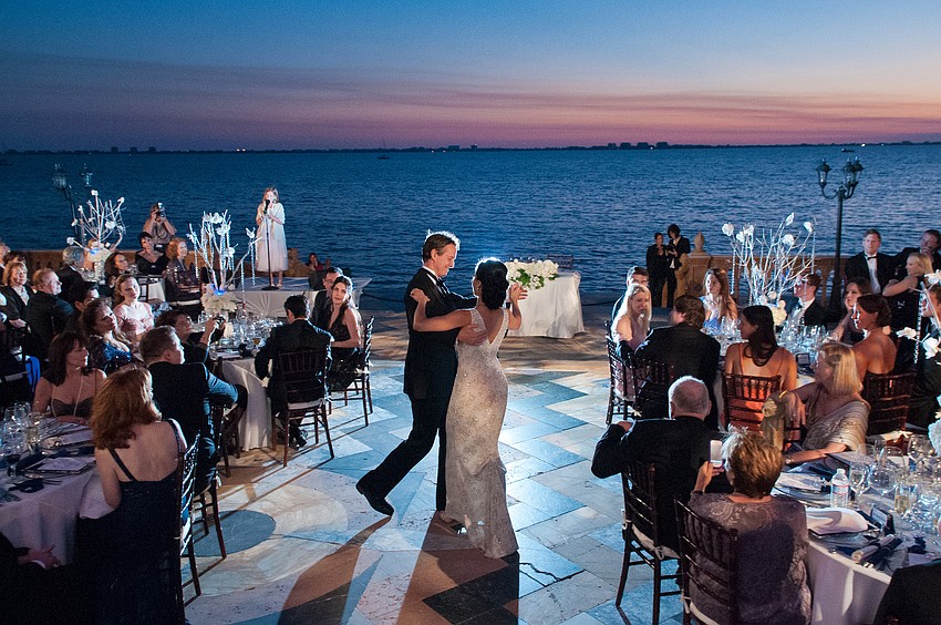 The Shoemaker's first dance
