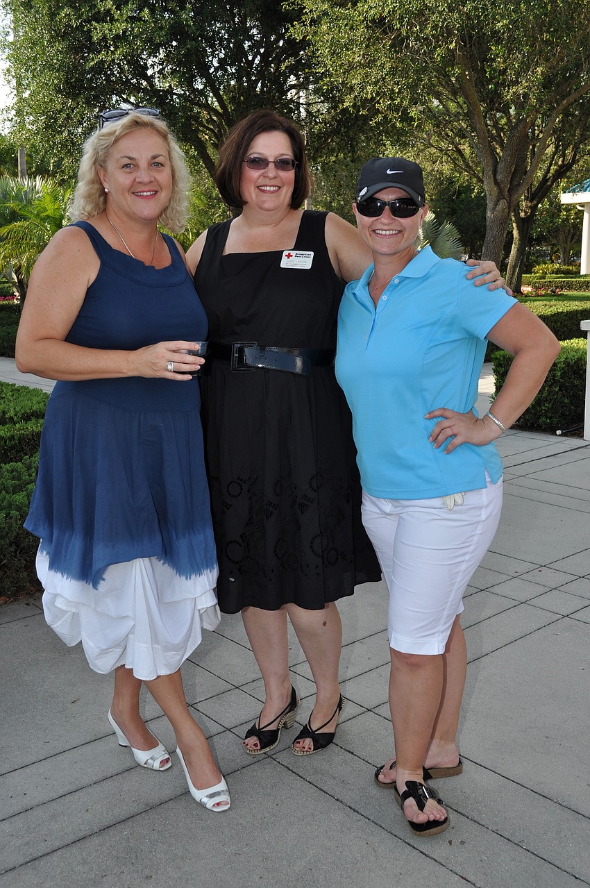 Joanna Giles, Bobbi Larson and Leah Brown