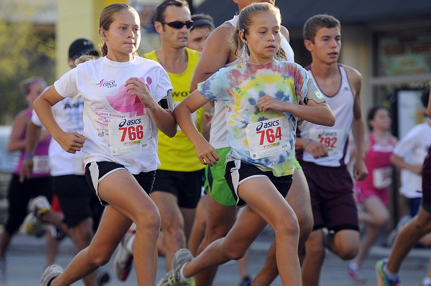 Twelve-year-old twin sisters Jordan and Taylor Augustyniak were both hoping to break the 20-minute mark.