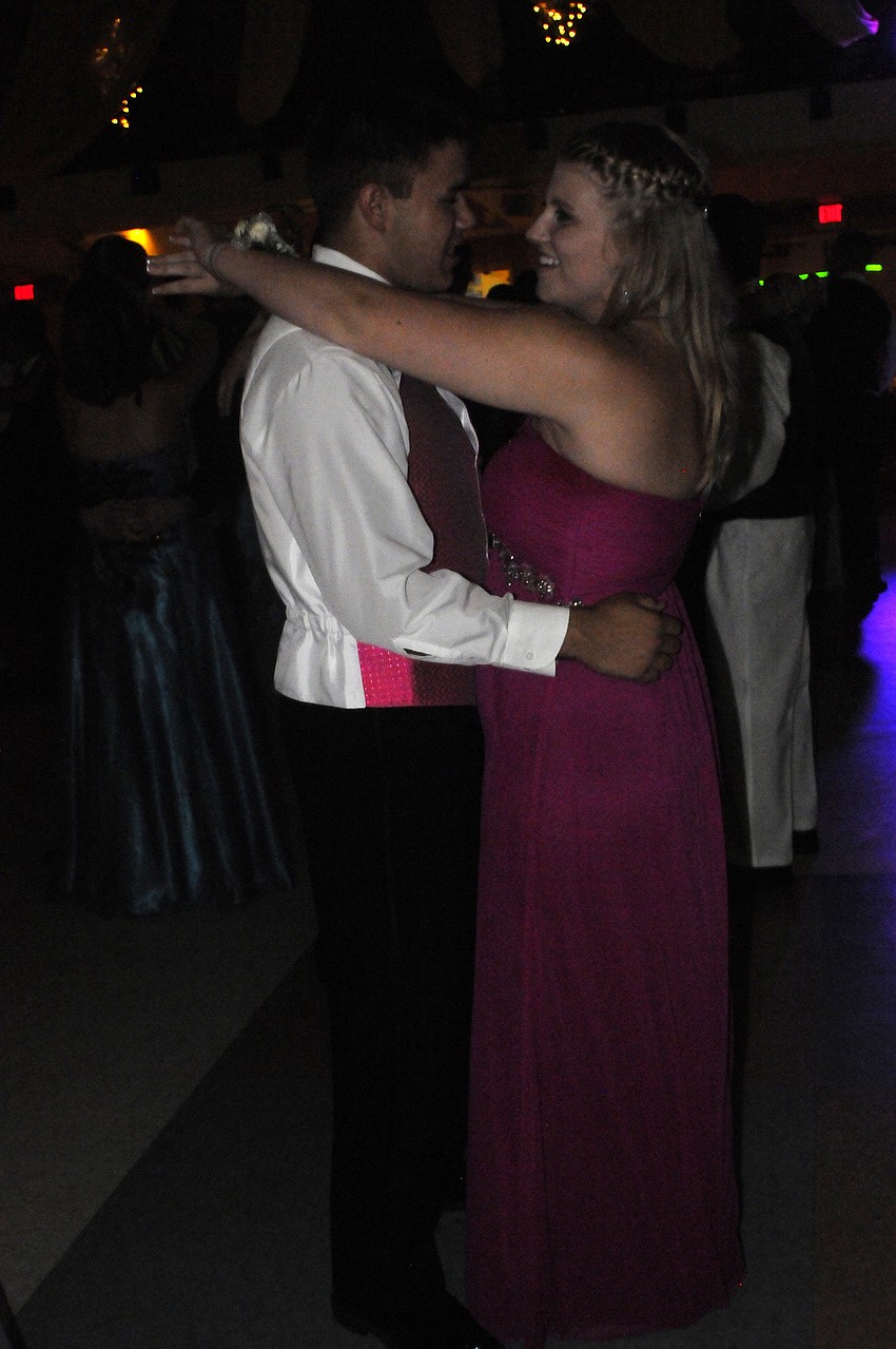Junior Chris Smyth and his girlfriend Taylor Smith enjoyed the evening.
