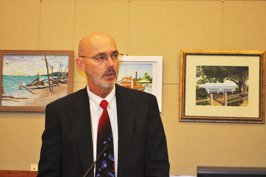 Town Manager David Bullock agreed to return to the commission with proposed guidelines on sales. File photo.
