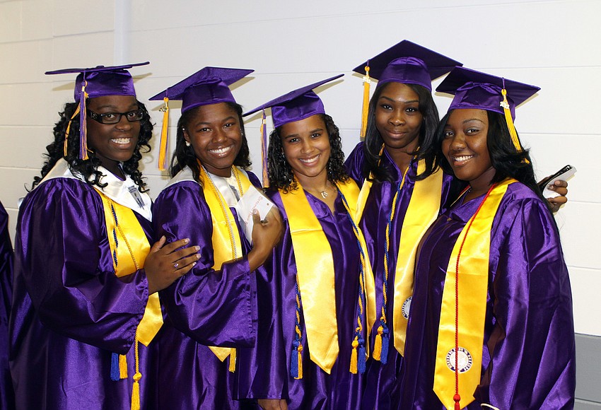 PHOTO GALLERY Booker High School Graduation