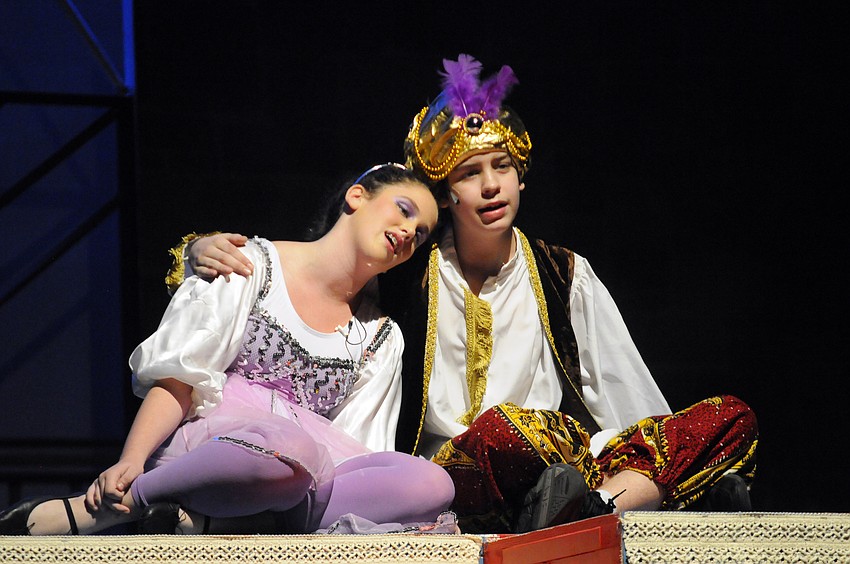 Olivia LaFemina, 12, and Jackson Helwege, 13, performed the duet â€œA Whole New World.â€