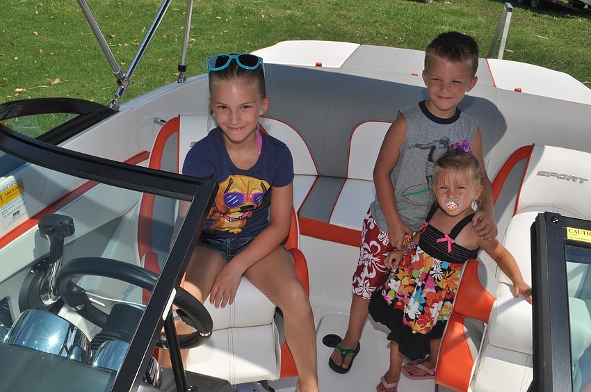 Siblings Julie, Bria and Andrew Isco