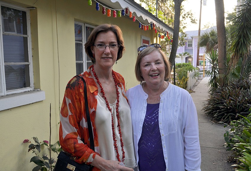 PHOTO GALLERY Towles Court Art Walk