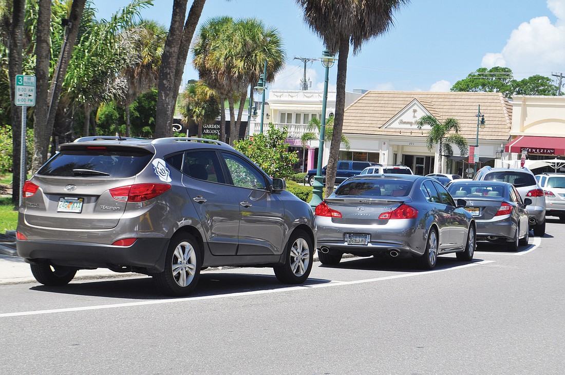 St. Armands Circle merchants say rampant ticketing is causing them to lose business. Photo by Mallory Gnaegy.