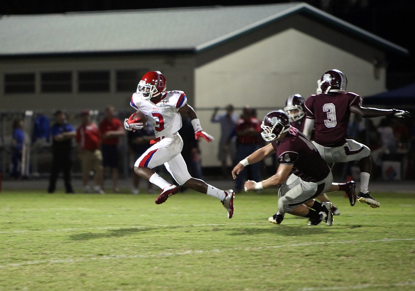 Ja Juan Pollock. No. 3, bolts down the field as Sam Johnson, No. 44, tries to catch him Friday, Sept. 7.