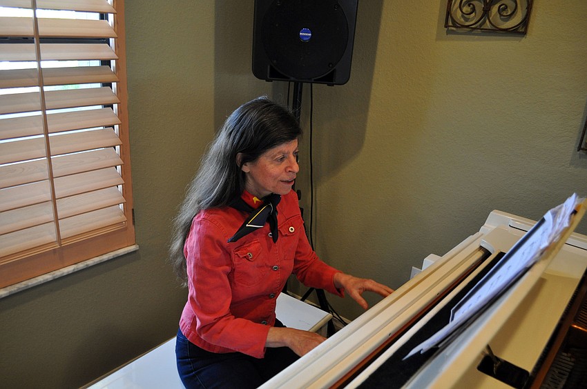 Barbara Rothman played the piano.