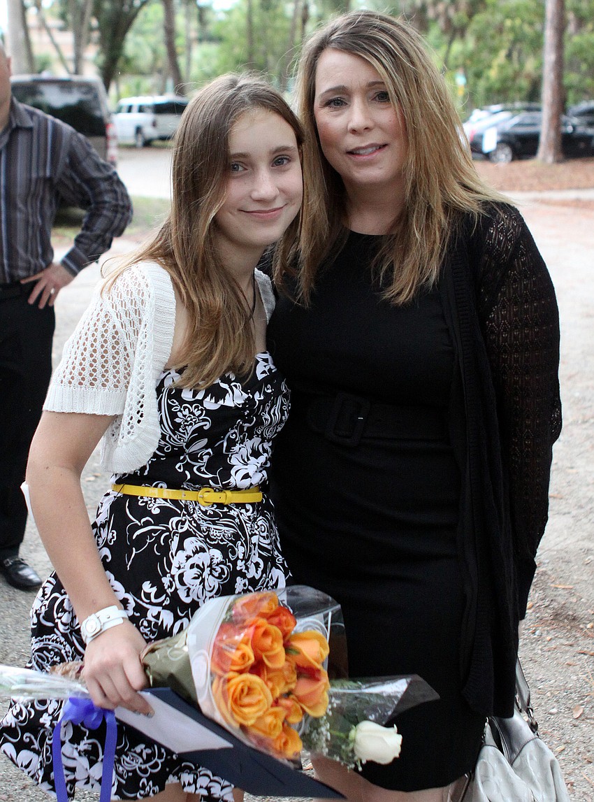 Allison Drzewucki poses with her mother, Laura.