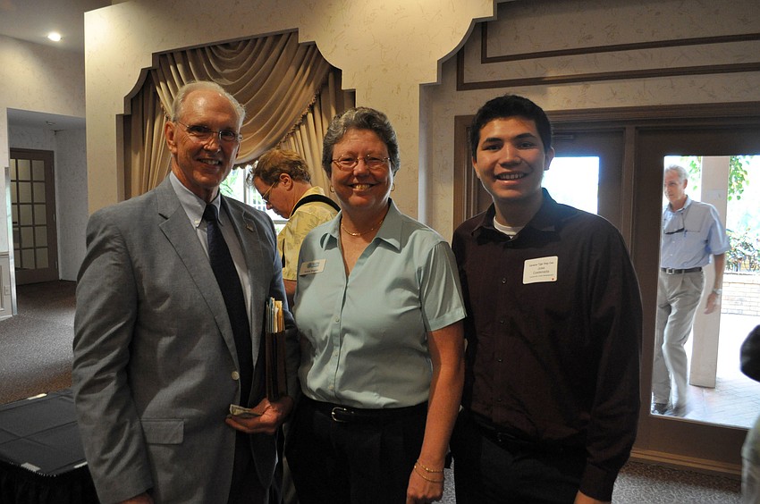Bob Waechter, Karen Bogues and Jose Castenada