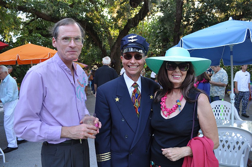 Terry Sullivan and David and Patricia Dabbert