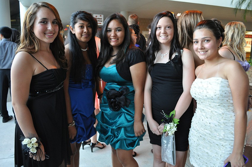 Melissa Martocchio, Haide Marines, Angelina Munoz, Stephanie Clerkin and Jordan Lewis