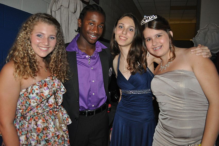Jorden Wilder, D'Andre Hobbs, Gabriela Viton and Julia Damico