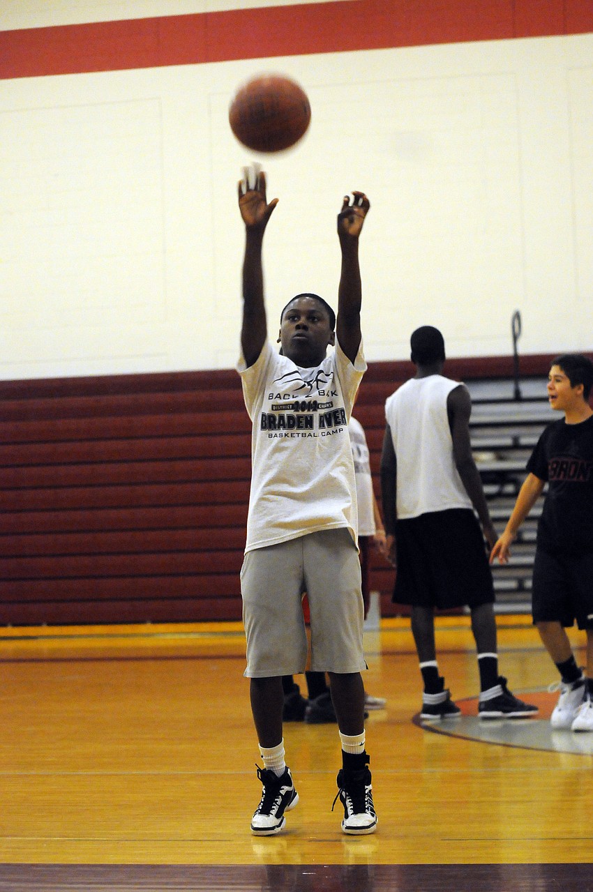 Thirteen-year-old Davontay Seabrooks works on his free throws.