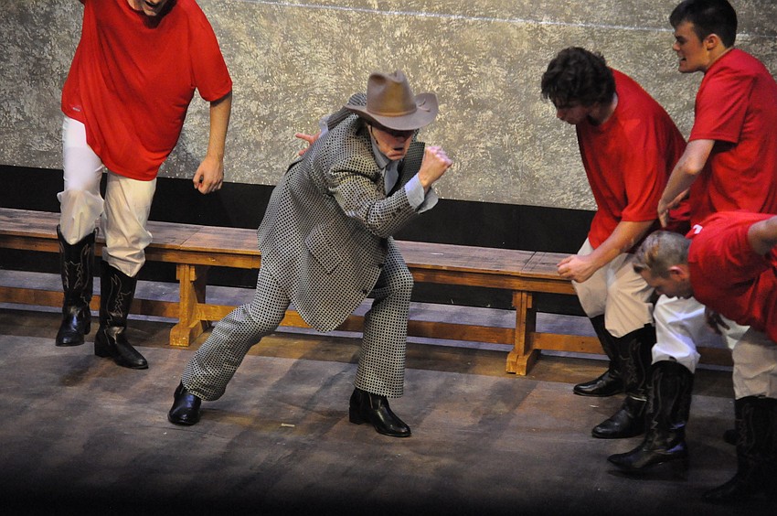 Dana Kitson as Senator Wingwoah