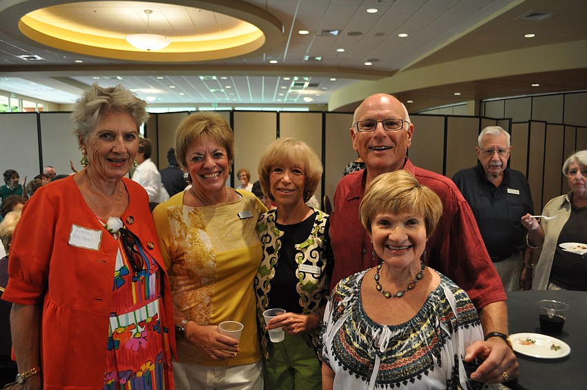 Gundel Bhutani, Judy Fishbein, Harriet and Marc Rosen and Sandy Mehlenbacher