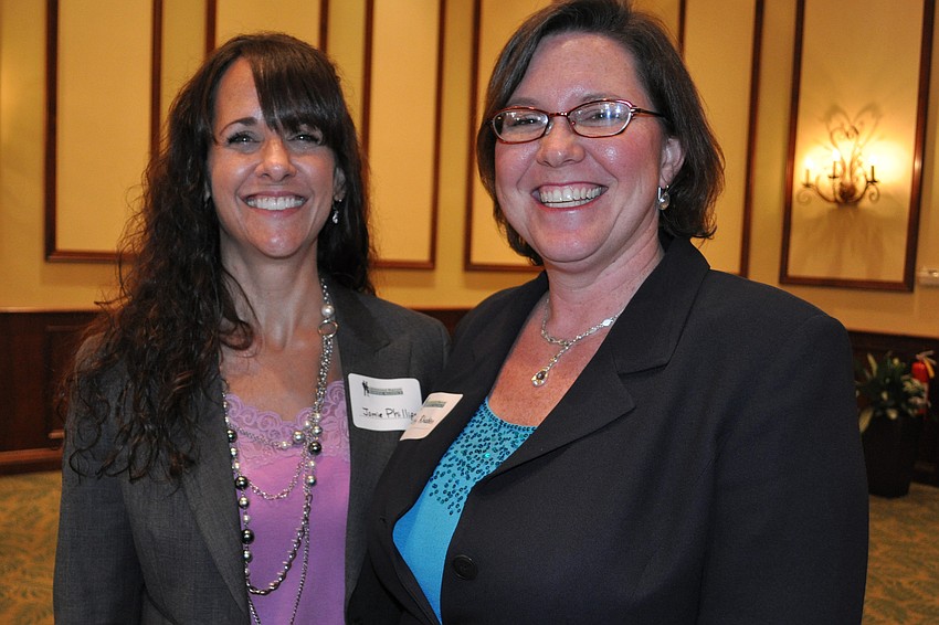 Barbara Glanz spoke was the luncheonâ€™s featured speaker.