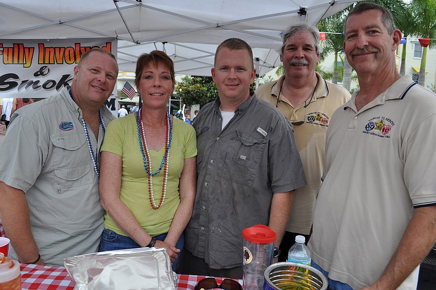Brett and Cece Pritchard, Doug Brett, Richie Evers and Steve Pontious were on the Tribute to Heroes Smokersaurus Team.