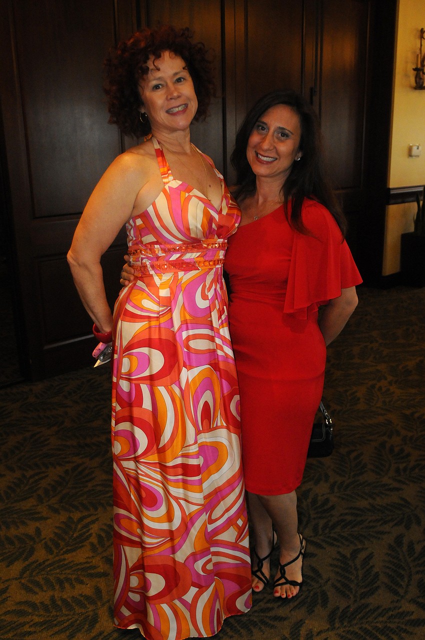 Lakewood Ranch neighbors Jane Drake and Denise Drizos enjoyed the evening.