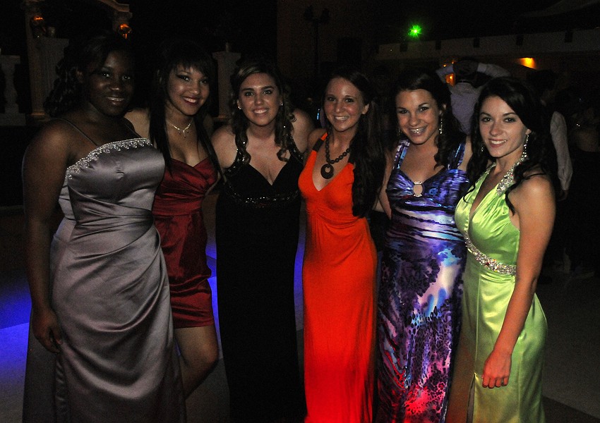 Jaelynn Clark, Jazminn Lucas, Sarah McCoy, Kerri Ranck, Emily Harris and Tabitha Hinds