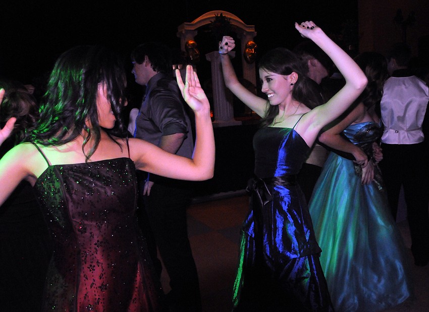 Seniors Elizabeth Navarro and Tara Dogancay couldnâ€™t wait to hit the dance floor.