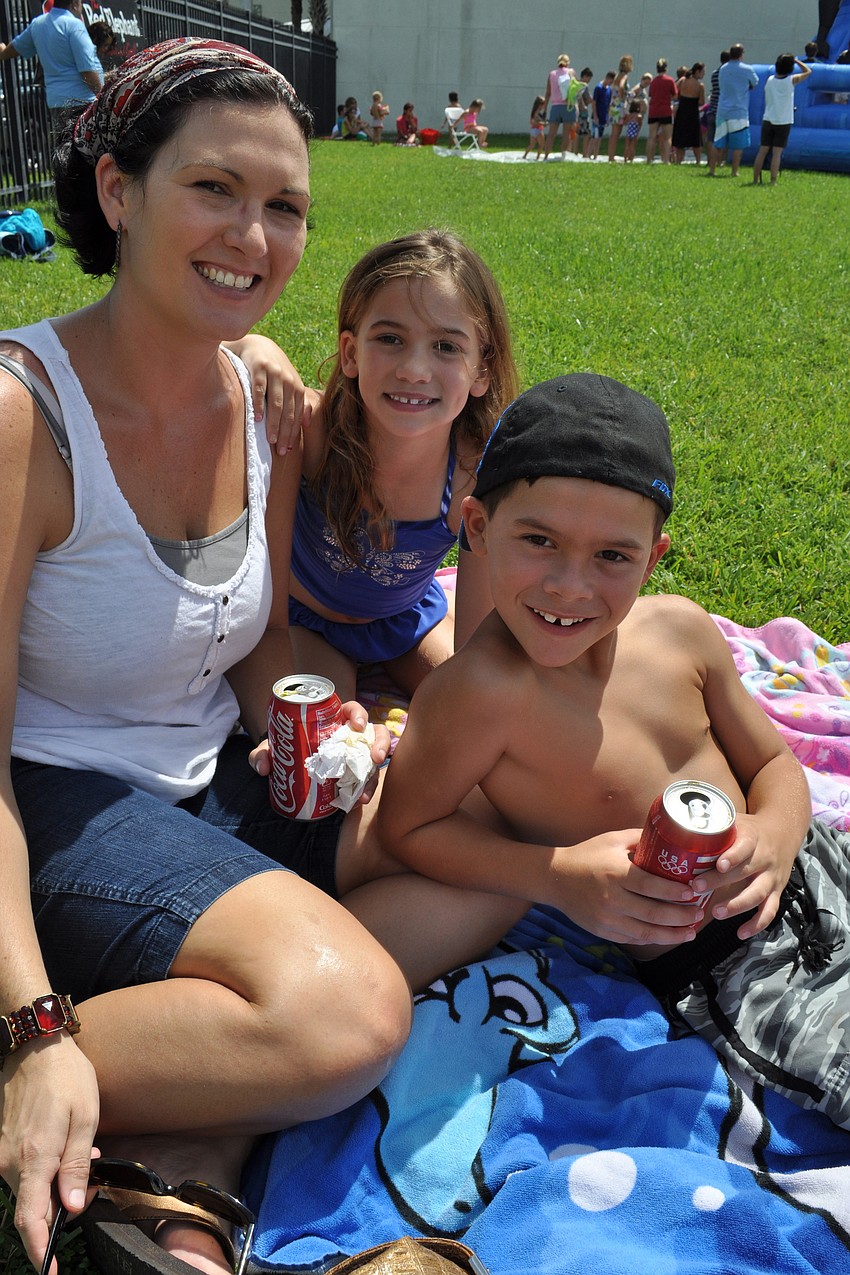 Jessica Howard enjoys lunch with her children, Macey, 7, and Weston, 8.