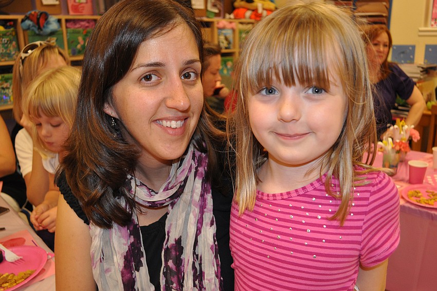 Rhianna Ireland with her daughter, Reese