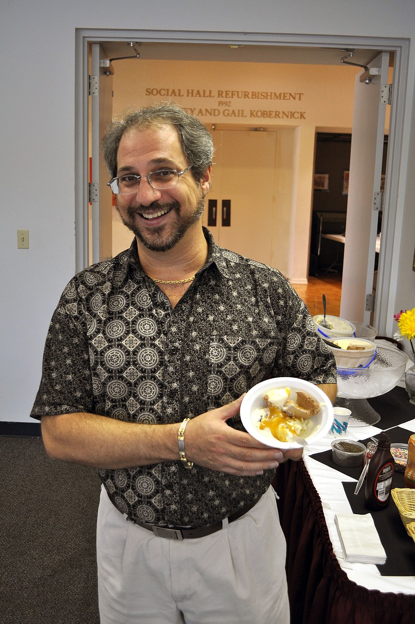 Hazzan Jeffrey Weber with his ice cream sundae.
