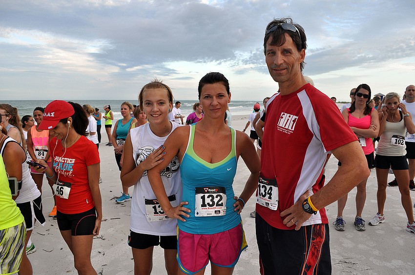 Natalia Girstlova, Ingrid Girstlova and Bob Hammond