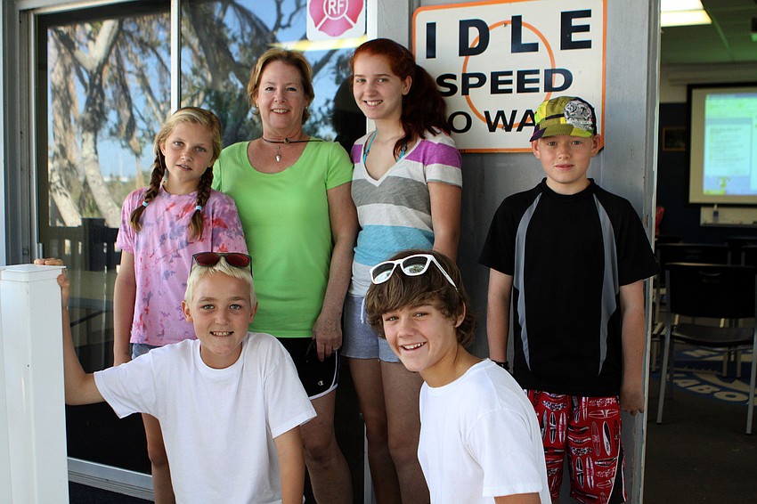 Chloe Flanders, 12, Pamela Davis, Zoe Fenn, 12, Christopher Lothman, 12, Taber Chadwick, 11, and Ian Martin, 12