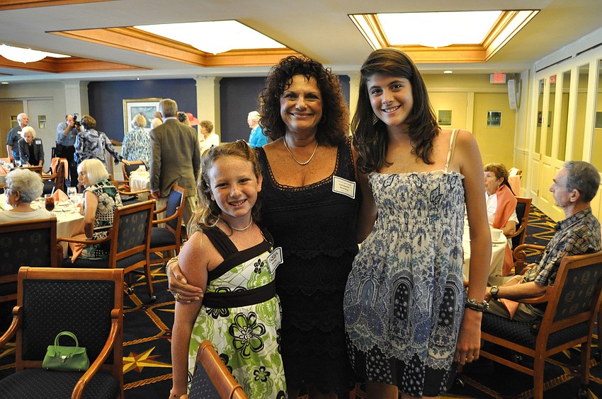 Caitlyn Tansey, Antoinette Dowling and Arianna Capraro