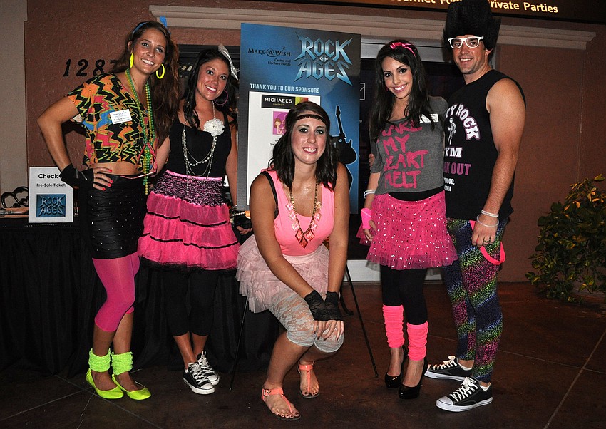 Sarah Robbins, Amanda Mason, Katie Wyatt, Alene and Jimmy Fowler