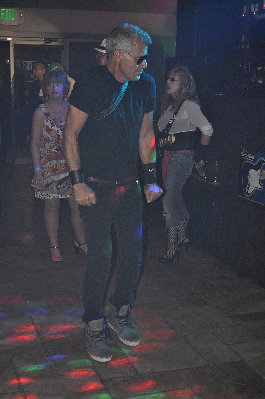 Rich Schineller breaks it down on the dance floor.