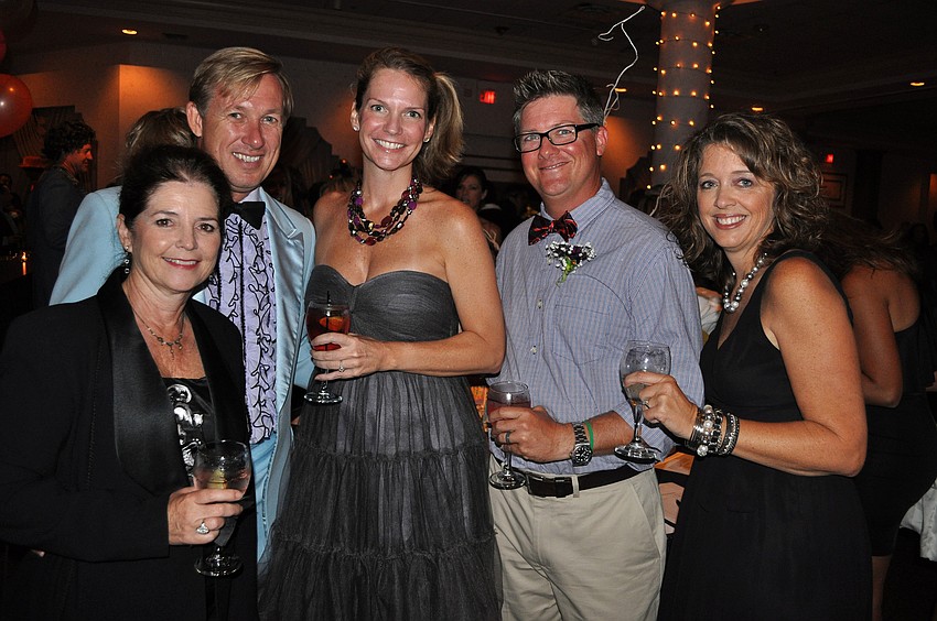 Susan Kenyon, Bart Leereveld, Laura and Carl Geist and Judi Causey