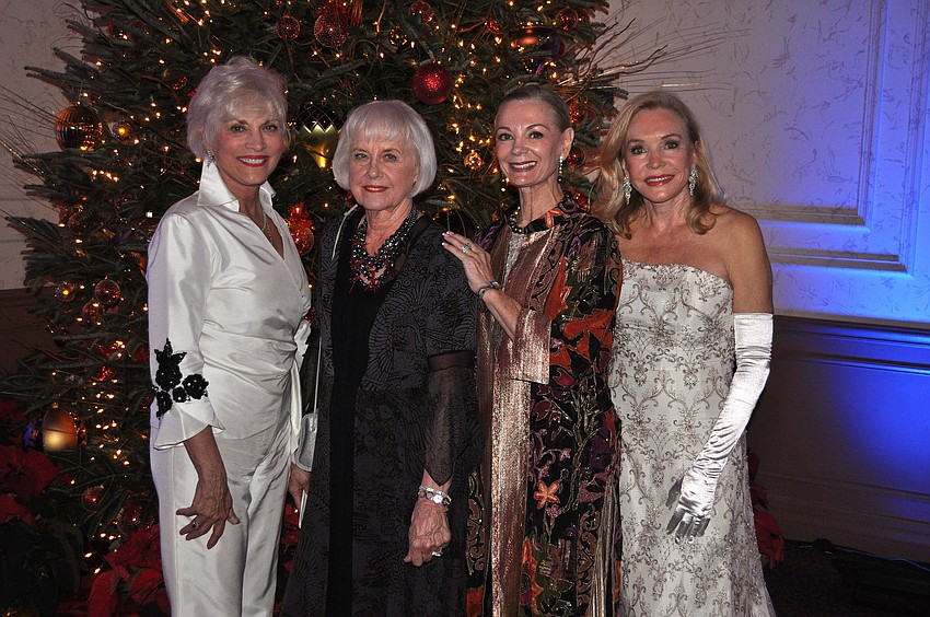 Diane Roskamp, Carol Phillips, Jean Weidner Goldstein and Margaret Wise